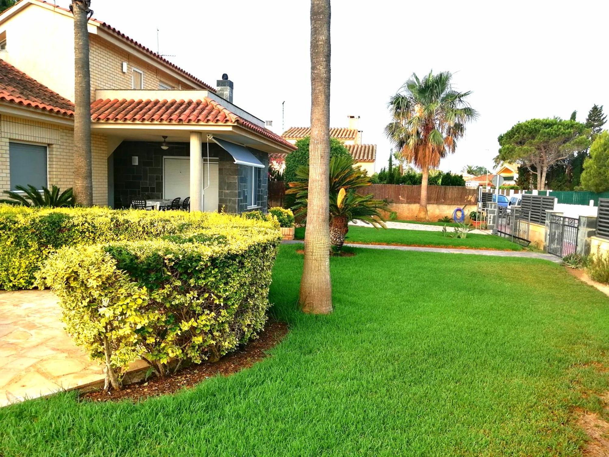 Lluna Villa *